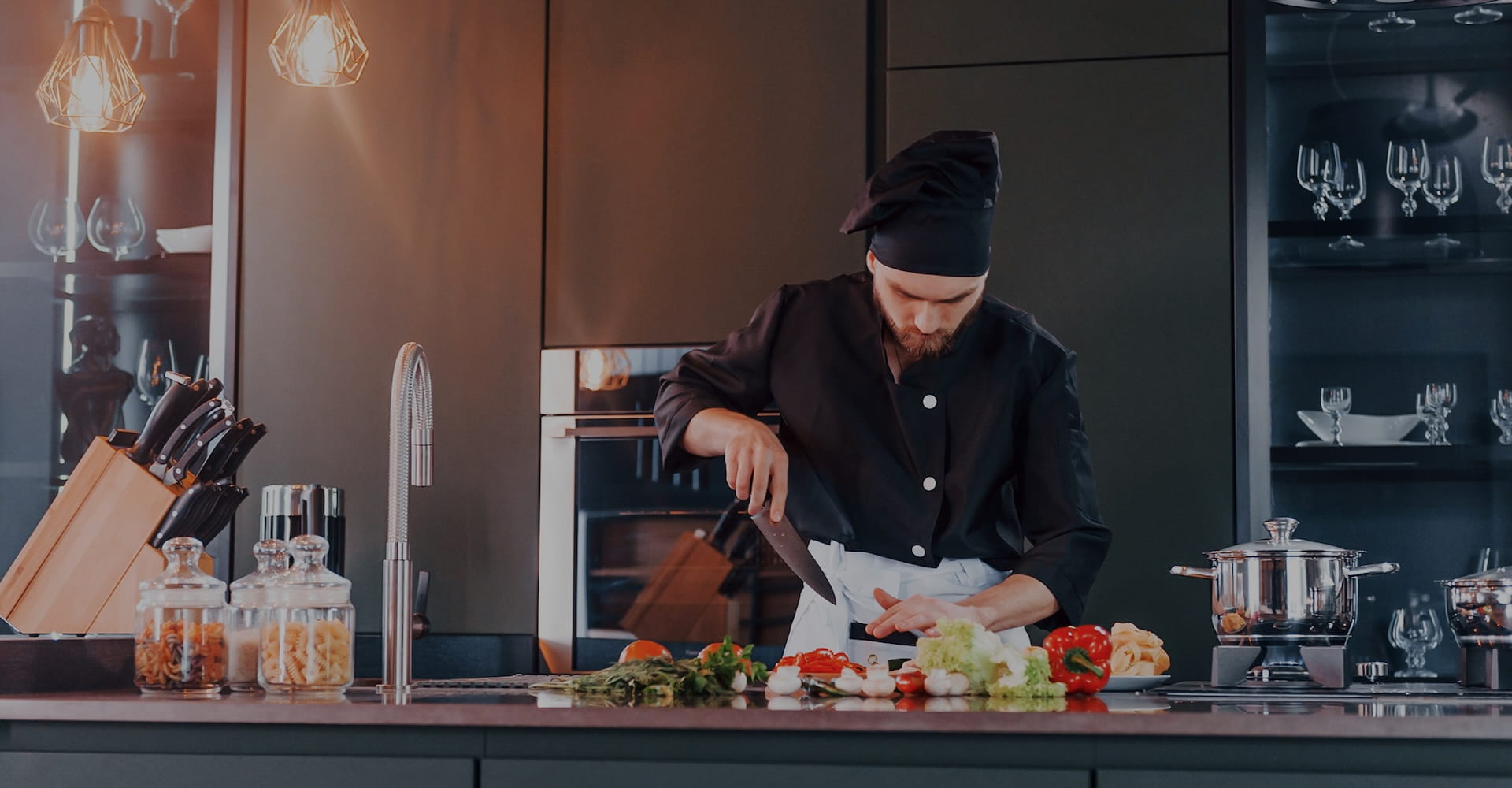 Lo Chef Personale - Arte Culinaria per Famiglie HNW e UHNW - Xerendipity Selezione Personale Domestico Referenziato Garantito