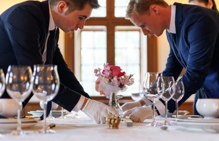 Diventare Personal Butler in Residenze d'Élite - Xerendipity Selezione Personale Domestico Referenziato Garantito