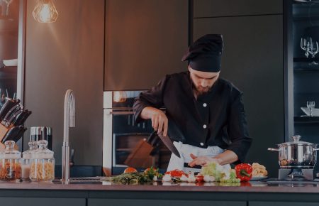 Lo Chef Personale - Arte Culinaria per Famiglie HNW e UHNW - Xerendipity Selezione Personale Domestico Referenziato Garantito