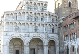 Lucca - Toscana - Italia - Xerendipity Selezione Personale Domestico Referenziato Garantito 15