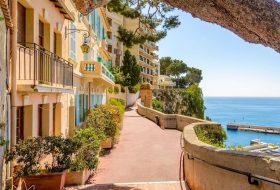 Mentone - Costa Azzurra - Francia - Xerendipity Selezione Personale Domestico Referenziato Garantito 15