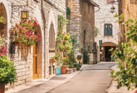Perugia - Umbria - Italia - Xerendipity Selezione Personale Domestico Referenziato Garantito 07